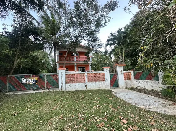 Carr 464 Km 3.9 Interior Carr #464, Moca, PR 00676