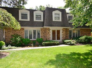 839 Edgewood Ct, Highland Park, IL 60035