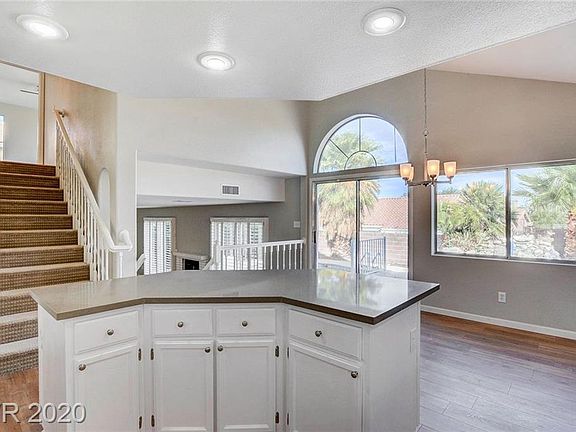 5th image of 2024 Brighton Shore St