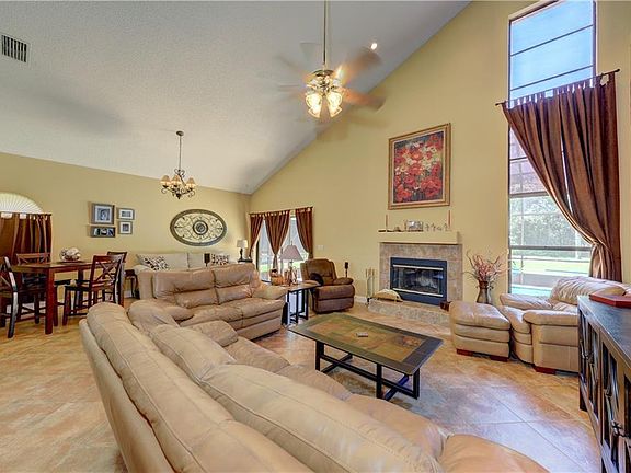 4th image of 11116 Clayridge Dr