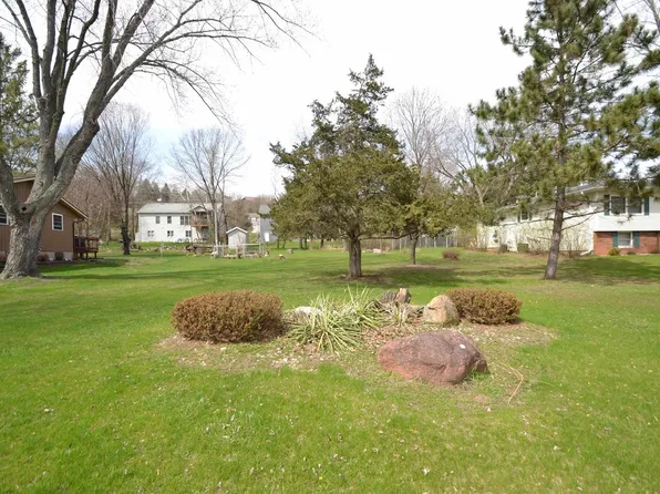 L6 Lake Point DRIVE #6, Lodi, WI 53555