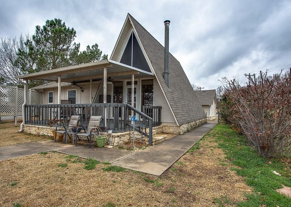 1st image of 4601 Marina Ct