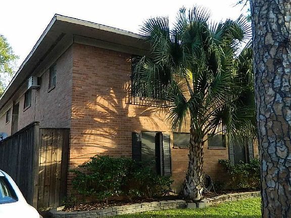 5th image of 2022 Branard St APT 06