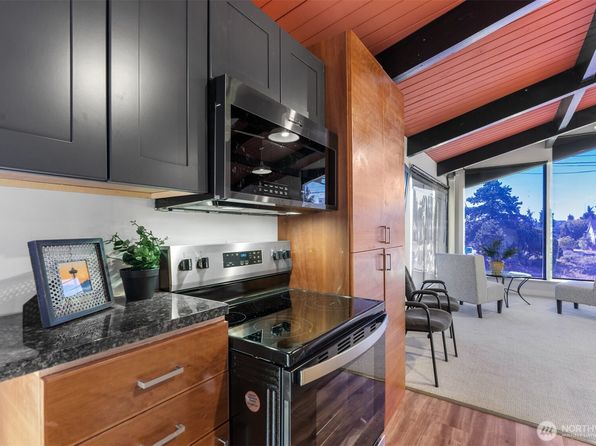 seattle-washington-353722528 picture