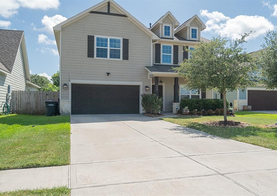 1st image of 618 Brunswick Dr