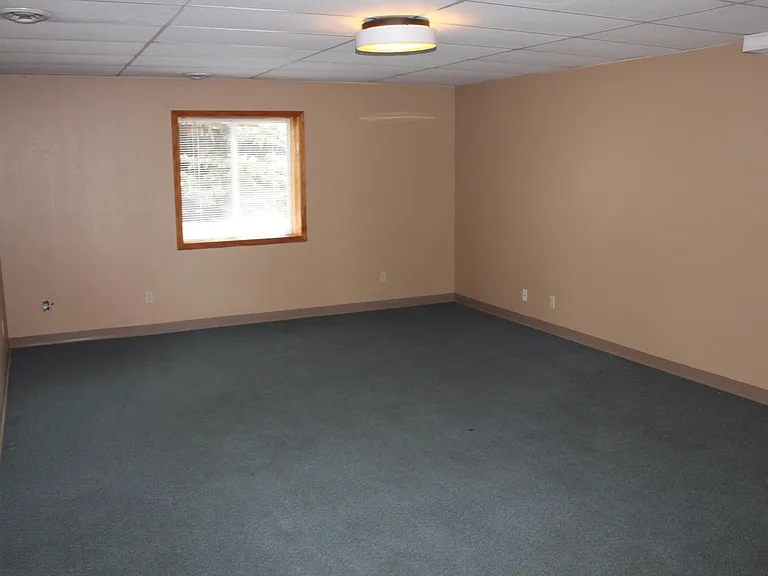 918 Main St #25 — Photo 21
