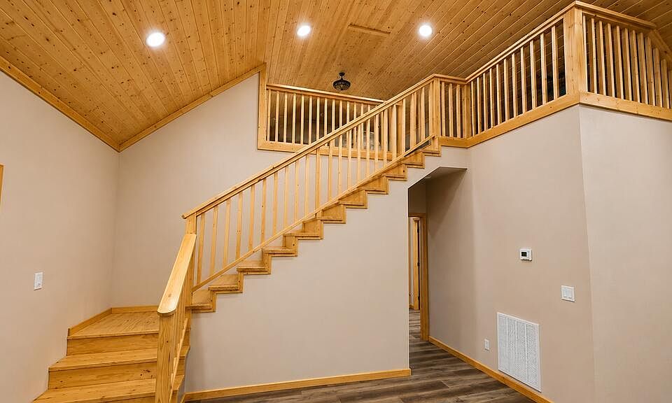 1st image of 140 Woodchip Ln