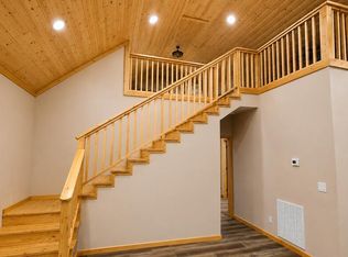 140 Woodchip Ln, Byrdstown, TN 38549