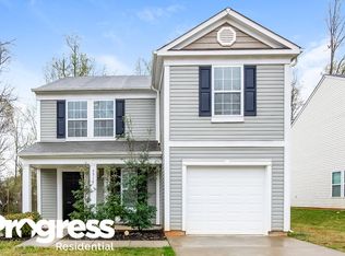 5512 Twin Brook Dr, Charlotte, NC 28269