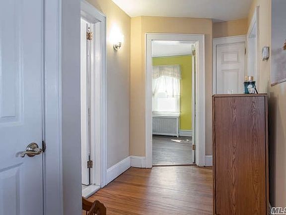 4th image of 58 West Ave