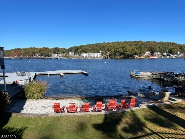 431 Lakeside Blvd #6, Hopatcong Boro, NJ 07843