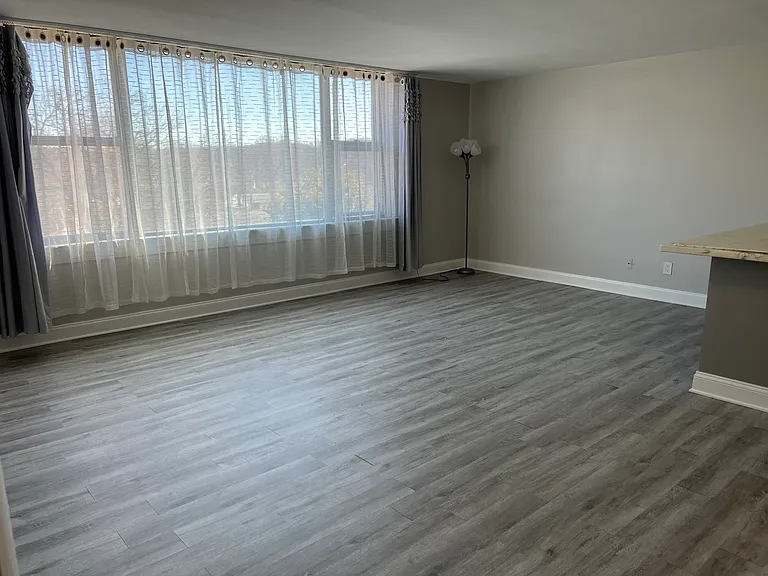 4600 Duke St #517 — Photo 12