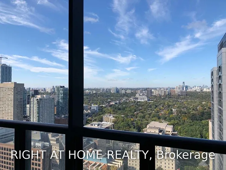 101 Charles St E #2409 — Photo 20
