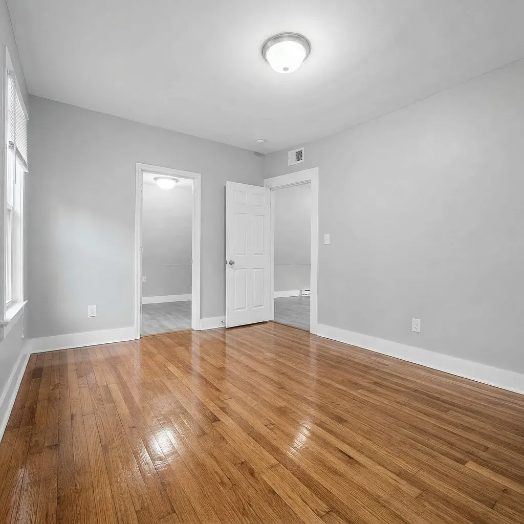 4 bed, 1440 sqft, $2,400 — Photo 3