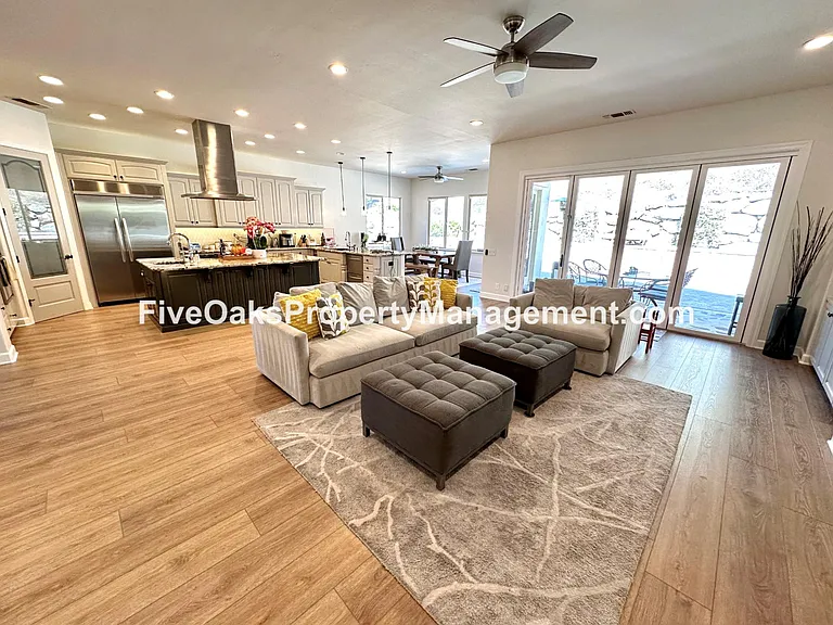 2651 Via Fiori — Photo 11