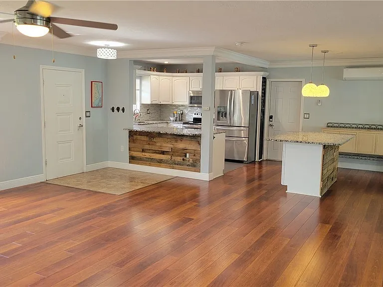 1403 Davis Dr — Photo 7