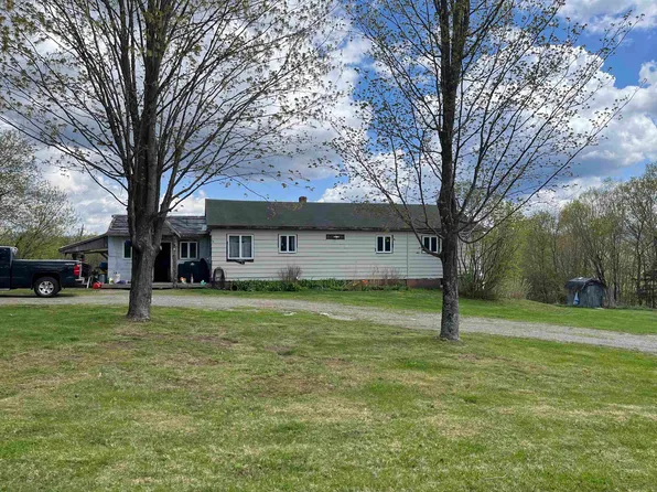 32 Forbes Hill Road, Colebrook, NH 03576-3802