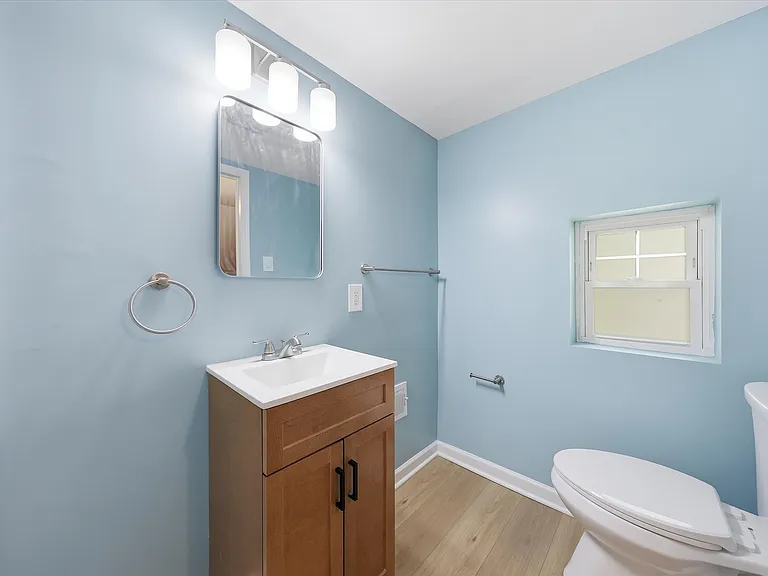 1072 Rocky Springs Rd — Photo 7