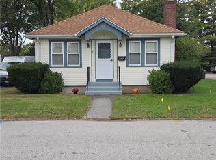 37 George Arden Ave, Warwick, RI 02886