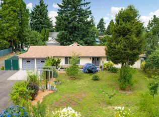 13949 SE Center St, Portland, OR 97236