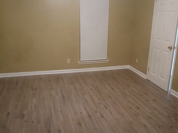 3rd image of 3637 Castle Ridge Rd #3639