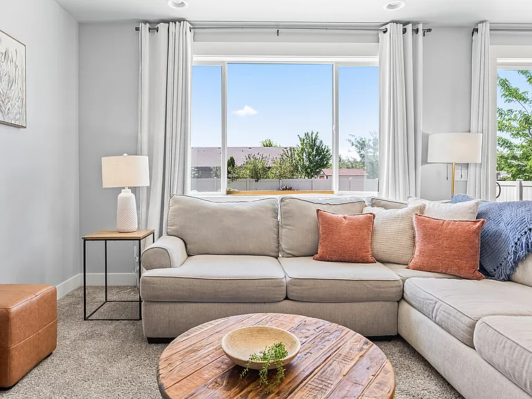 5983 W Los Flores Dr — Photo 46