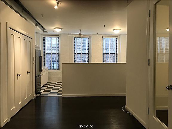 5th image of 215 W 20th St Ste 5W