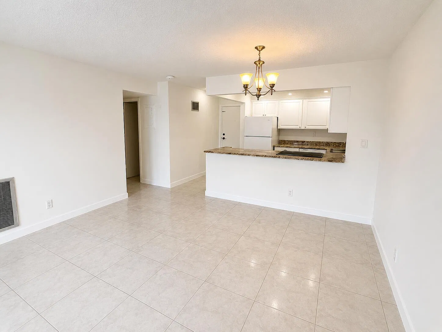 2 bed, 2.0 bath, 1270 sqft, $2,200 — Photo 2