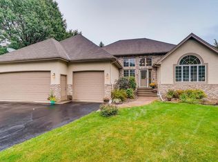 950 Birch View Ct, Saint Paul, MN 55119