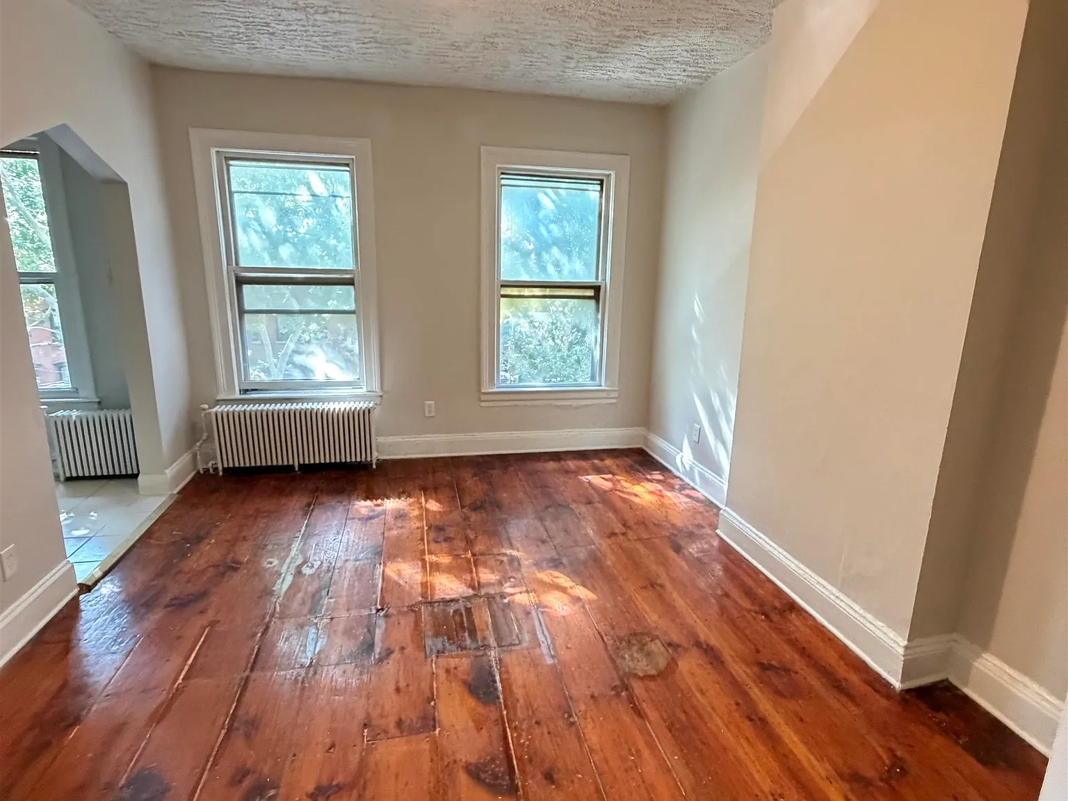 1 bed, 1.0 bath, $2,350 — Photo 3