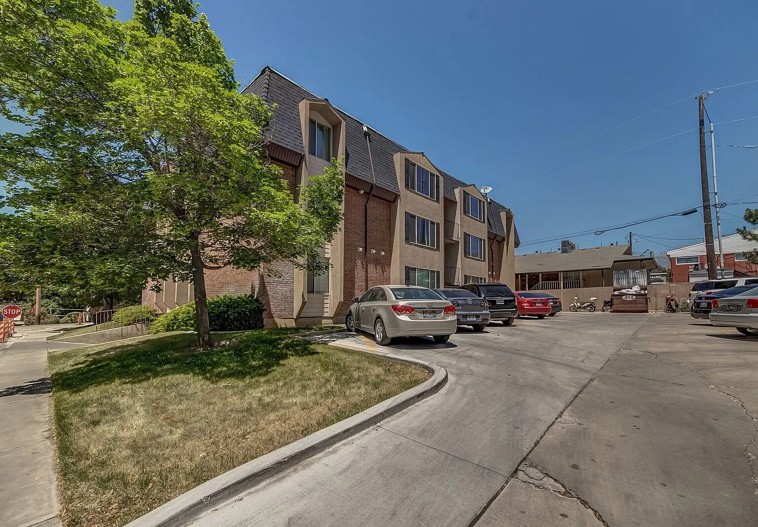 2 bed, 980 sqft, $475 — Photo 1