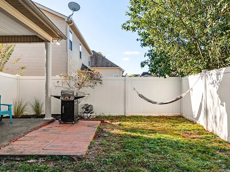 5226 Cloister Dr — Photo 29