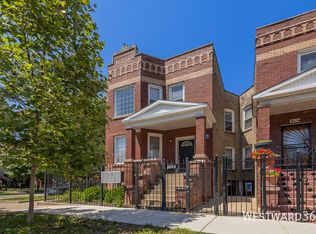 3656 W Shakespeare Ave #2F, Chicago, IL 60647