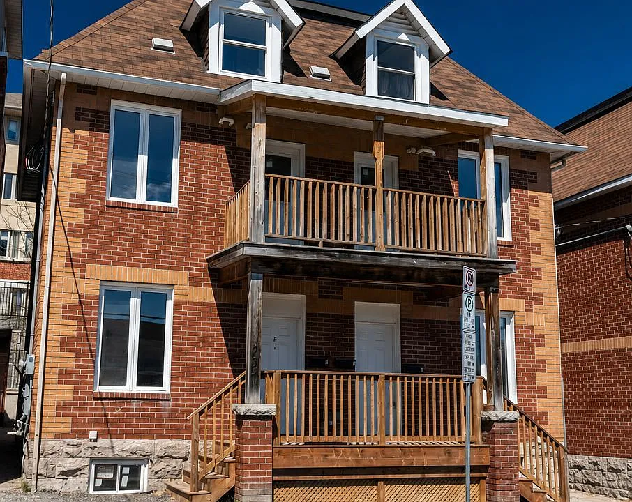 261 Somerset St E #3