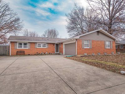 216 Hanover Rd, Evansville, IN, 47710