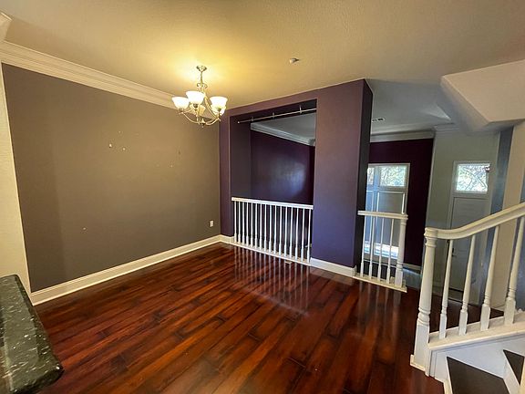 2nd image of 1132 McKay Dr