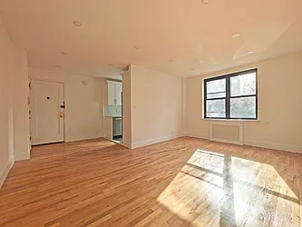 52-05 39th Road