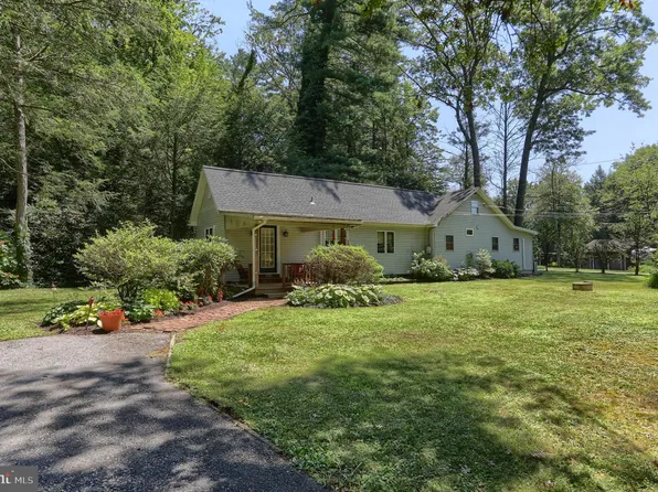 7024 Hemlock Rd, Harrisburg, PA 17112