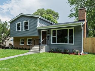 1139 McDaniel Ave, Evanston, IL 60202