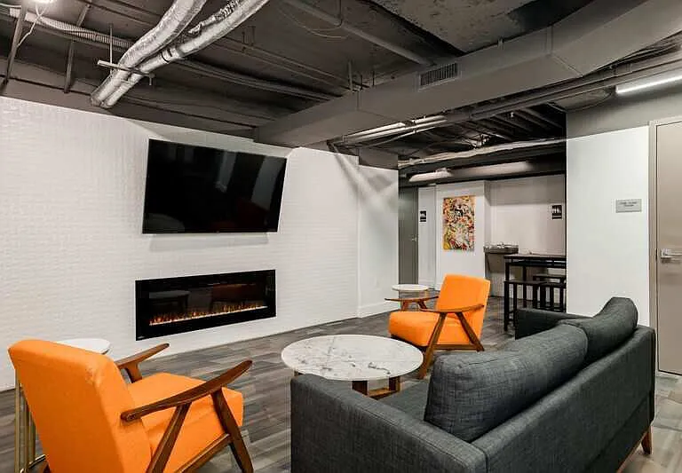 The Netherland Apartments — Photo 33