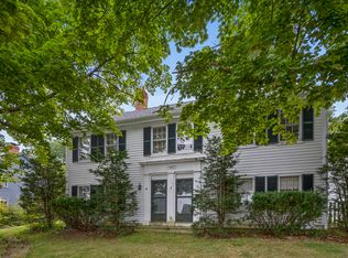 19 Eastern Ave, Essex, MA 01929