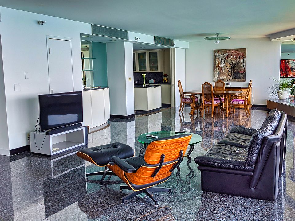 1st image of 1418 N Lake Shore Dr APT 23