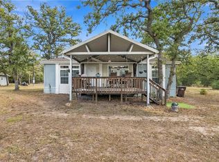 207 W Lois Ln, Somerville, TX 77879