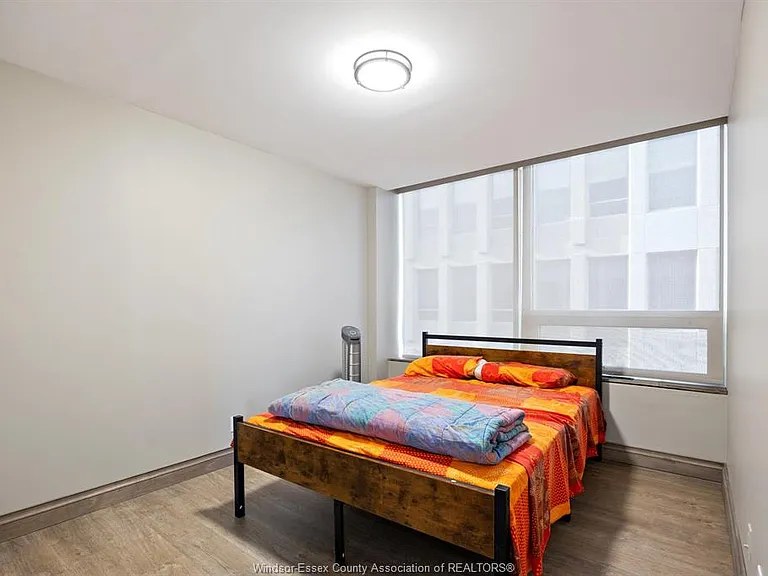 540 Ouellette Ave #7E — Photo 15