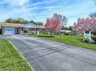 69 Salem Rd, Chambersburg, PA 17201