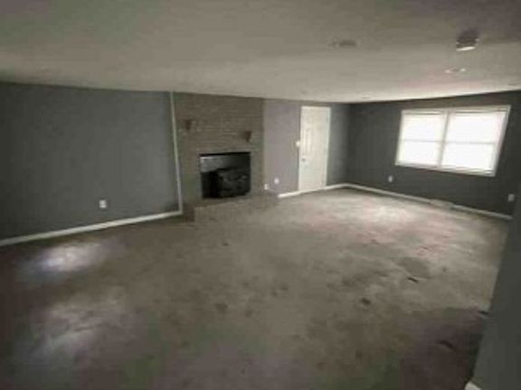 3rd image of 14220 Duckett Rd