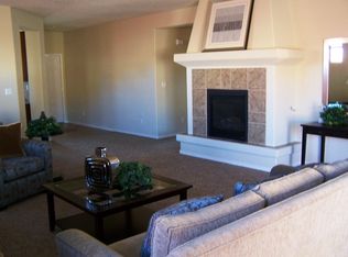 429 Valle Alto Dr NE, Rio Rancho, NM 87124