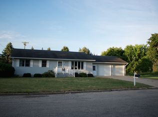 333 Mayme St, Dike, IA 50624