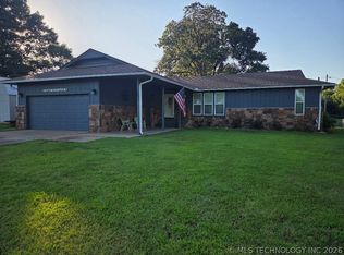 15 Ridgeway Ln, Eufaula, OK 74432