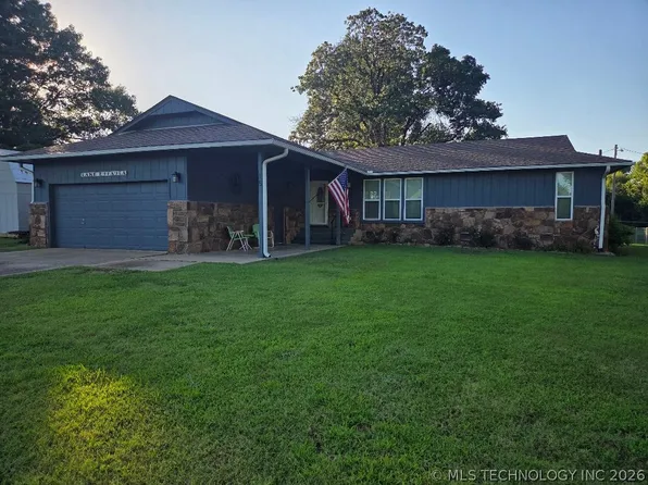 15 Ridgeway Ln, Eufaula, OK 74432